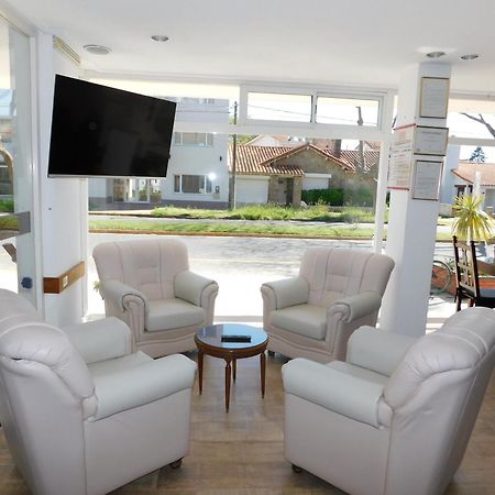 Lugra Hotel Miramar  Bagian luar foto