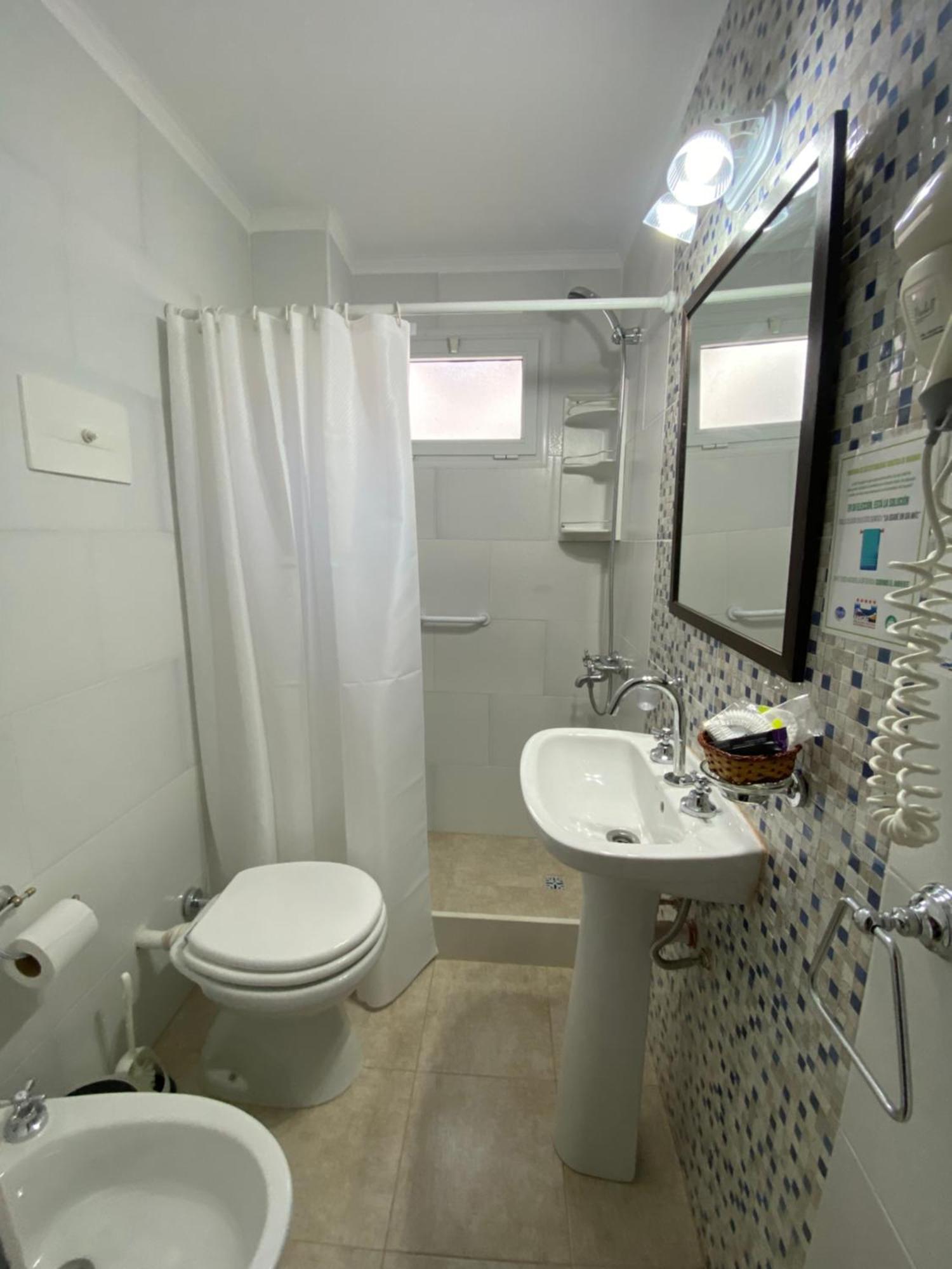 Lugra Hotel Miramar  Bagian luar foto