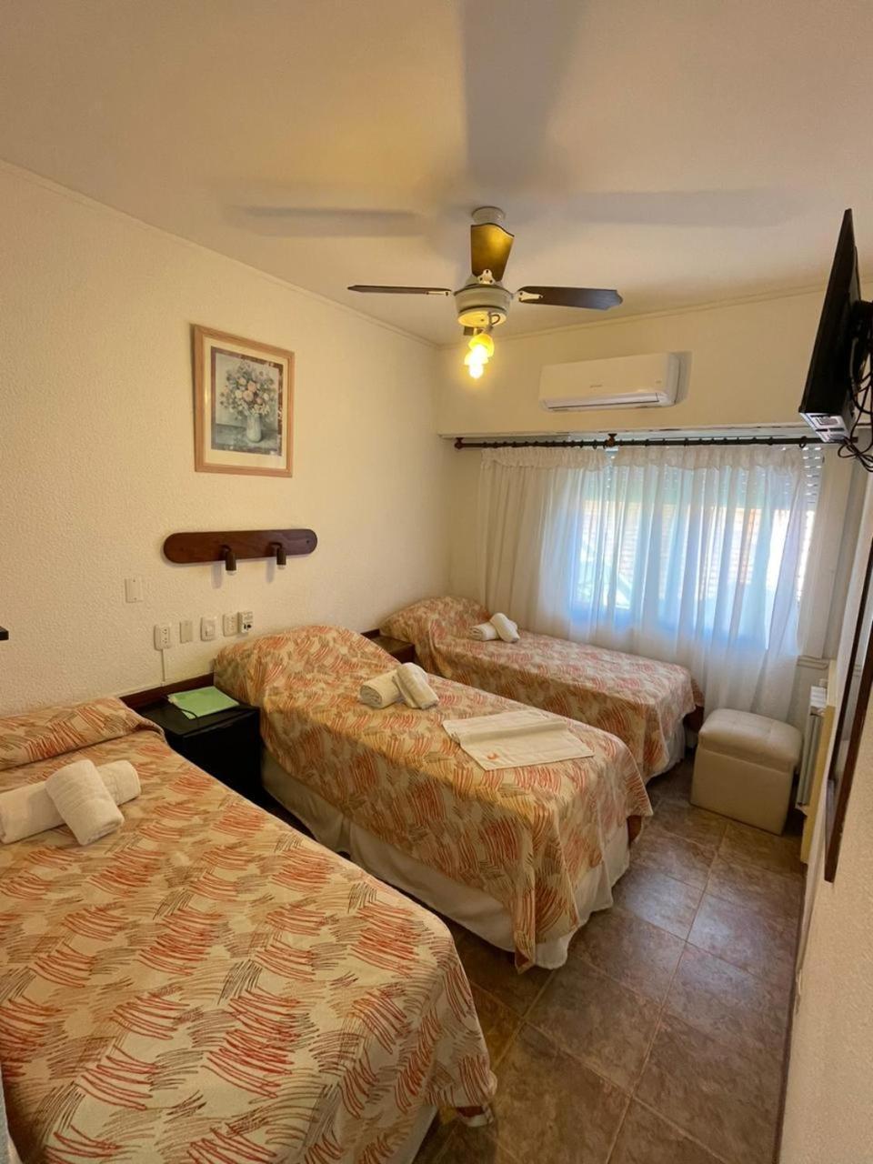 Lugra Hotel Miramar  Bagian luar foto